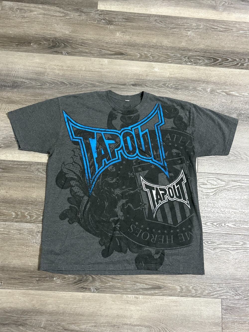 Tapout Grey Graphic Shirt Y2K Skater Streetwear Retro Affliction - Men’s XL